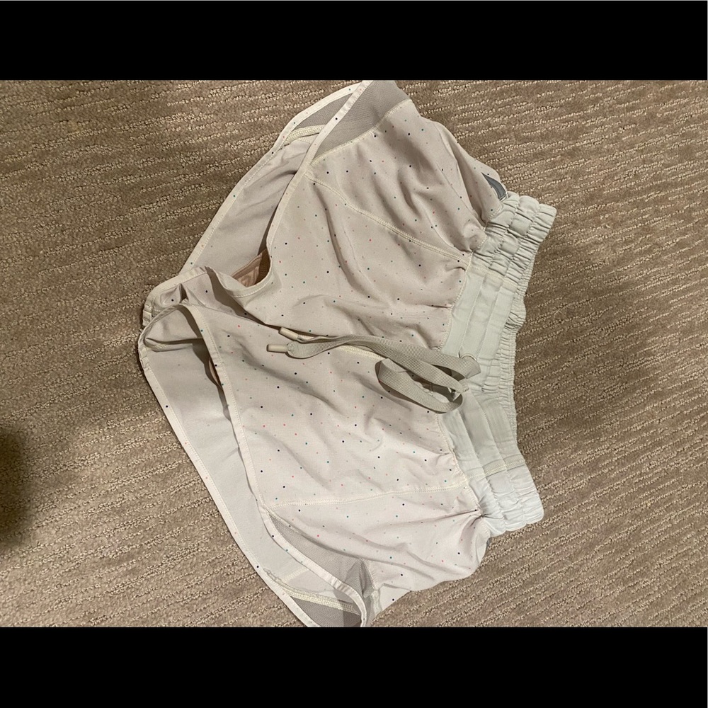 Lululemon Hotty Hot Shorts Size 6